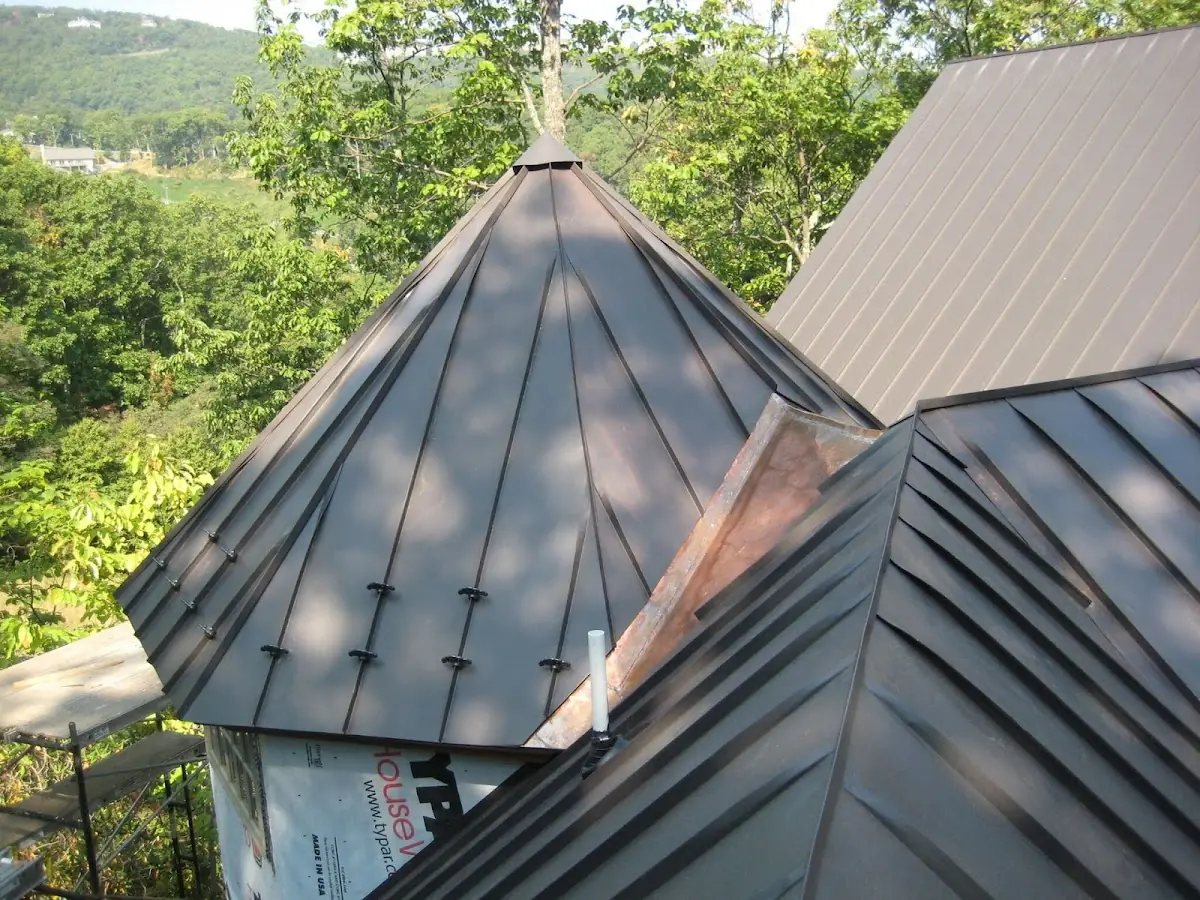 Professional Shingle Replacement & Repair by Craftsman Roofing in Sandy Ridge